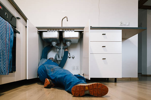 Professional Leak Detection technician working in East Olympia, WA